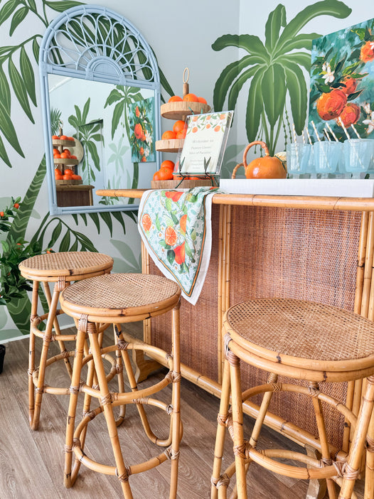 A Slice of Paradise at Pioneer Linens