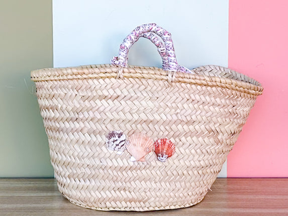 Kips Bay Show House Sarah Bray Tote with Shells