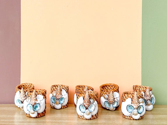Set of Eight Shellegance Napkin Rings