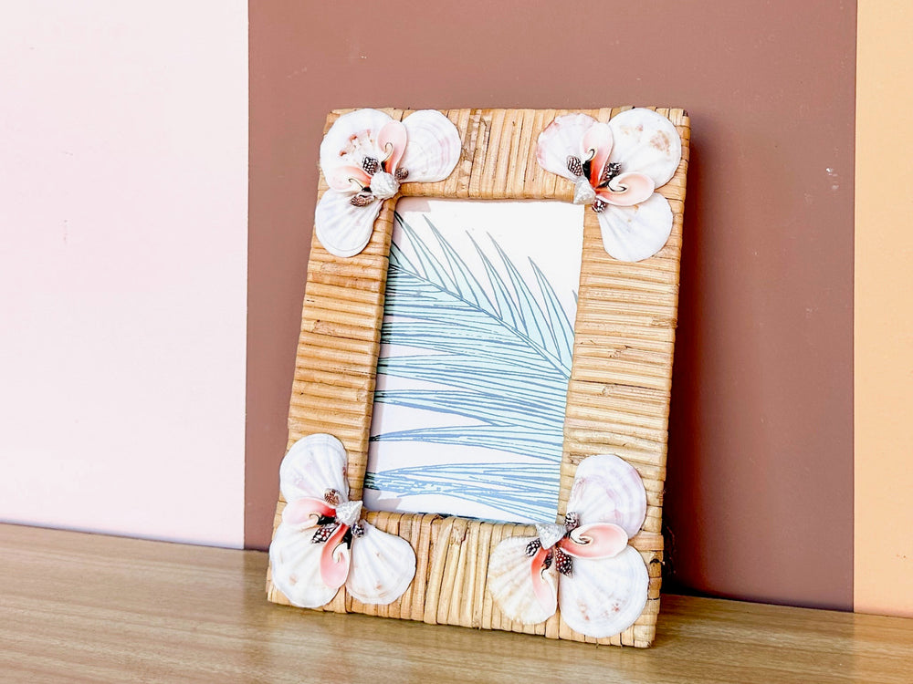 "Choose Your Own Adventure" Shell Art Workshop at Palm Beach Regency