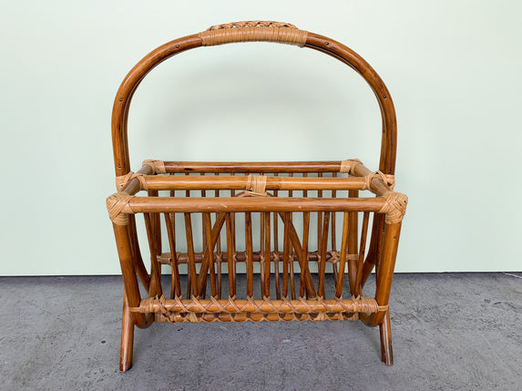 Island Style Magazine Rack