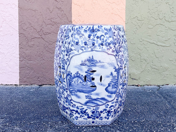 Kips Bay Blue and White Pagoda Garden Seat