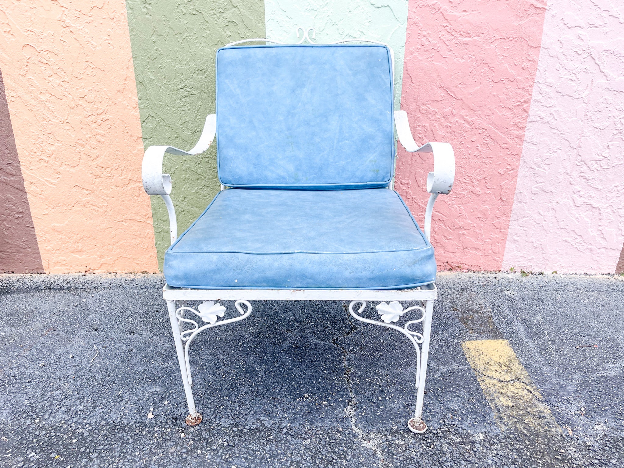 Vintage patio lounge discount chair