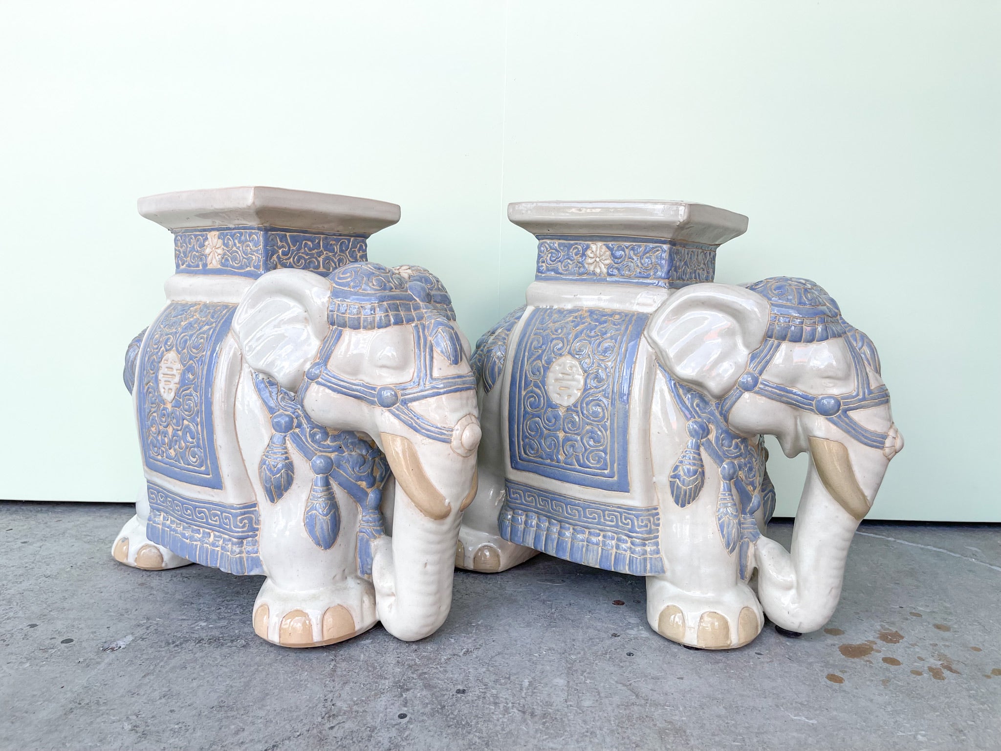 NEW Blue & White Hand-Painted Elephant Salt & Pepper Set - Made in Tha –  Starboard Home