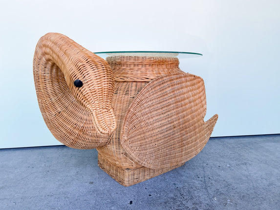 Large Wicker Swan Garden Seat