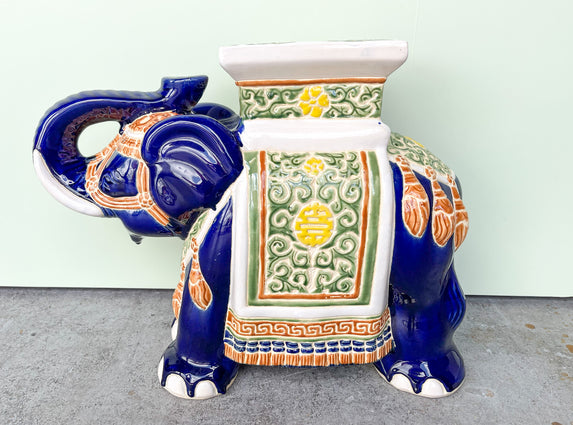 Trunks Up Elephant Garden Seat