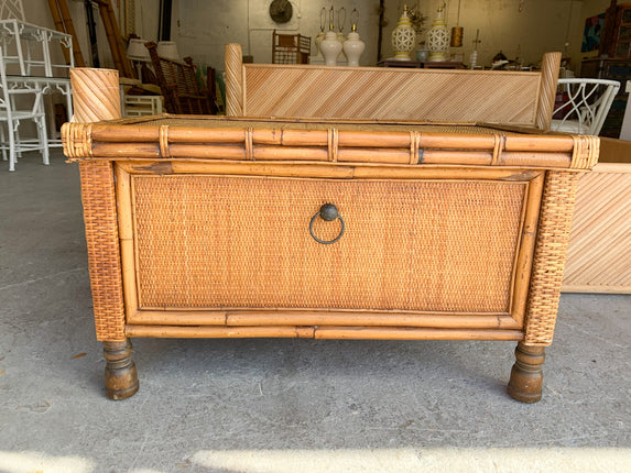 Seagrass Rattan Trunk