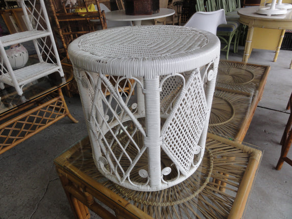 Lacquered Fiddlehead Stool