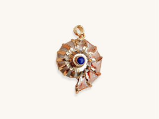 Gold Lapiz Shell Pendant