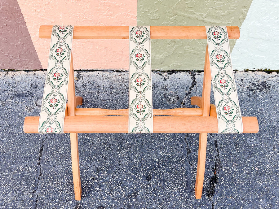 Ribbon Luggage Rack