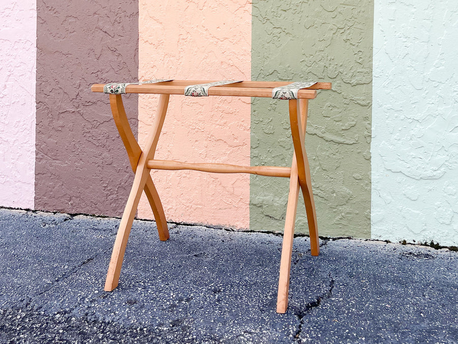 Ribbon Luggage Rack