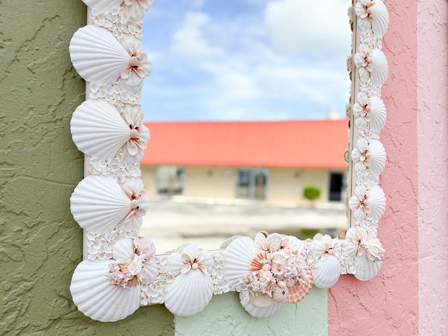 Clam Shellegance Mirror