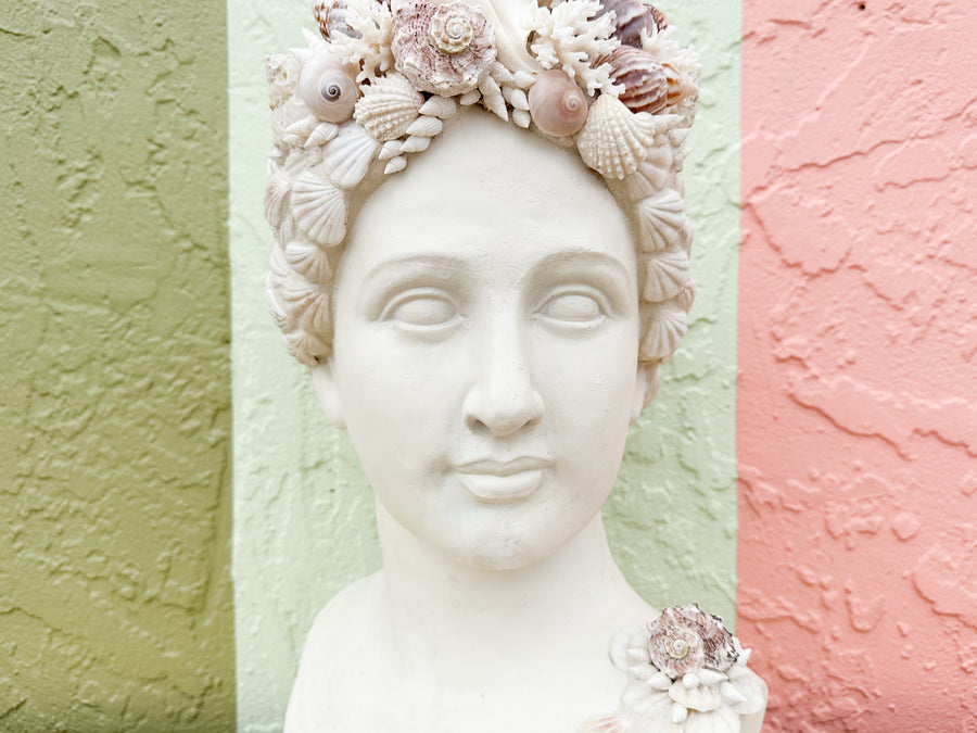 Extra Large Shellegance Bust Cachepot