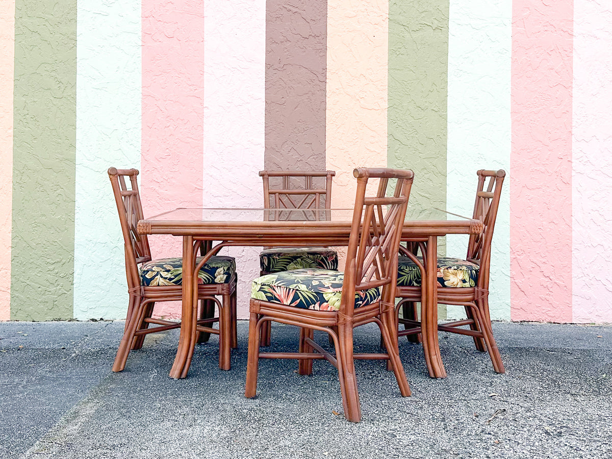 Island Style Rattan Dining Set