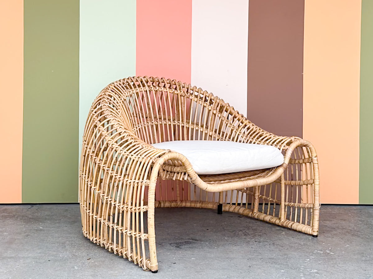 Coastal Style Rattan Spider Lounge Chair