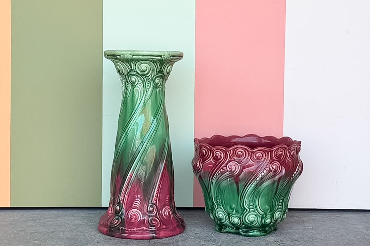 MCM Chic Cachepot and Pedestal