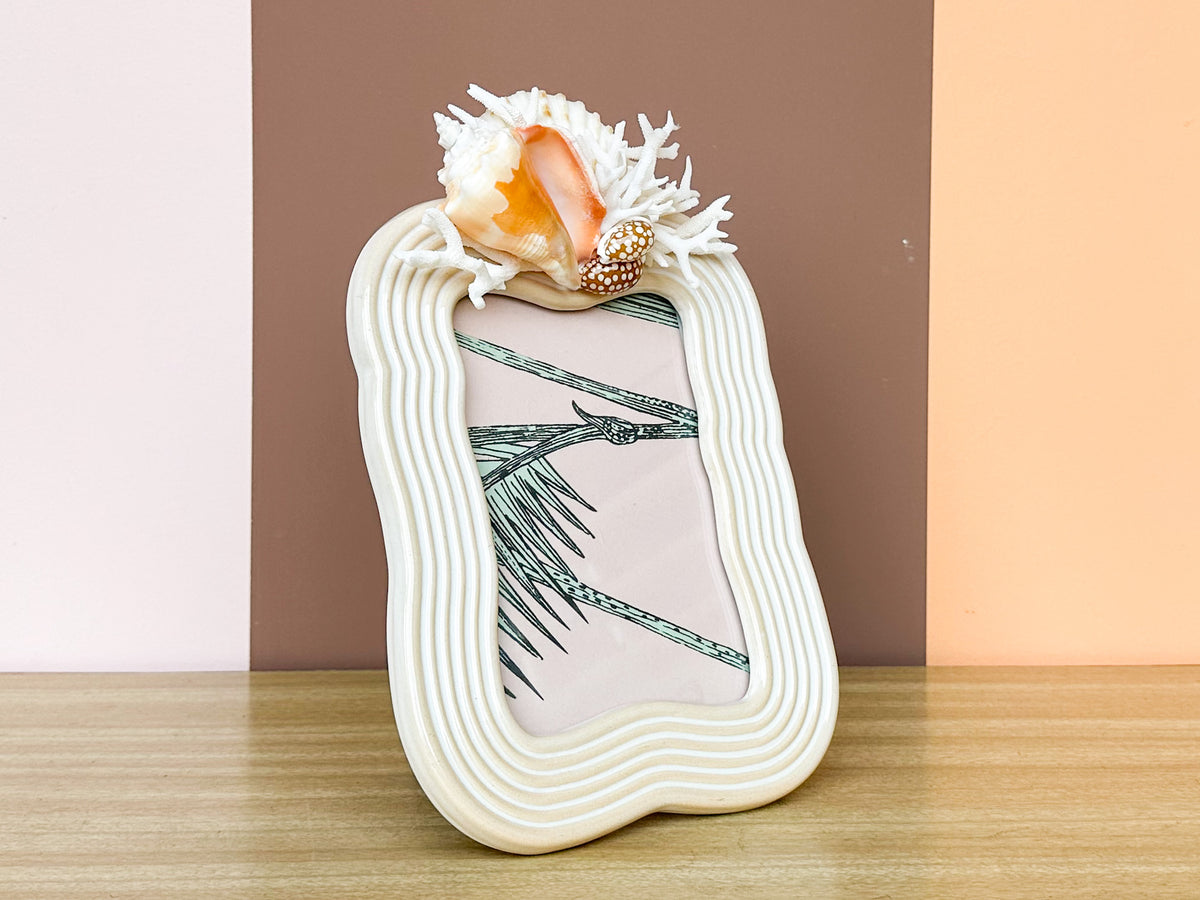 Peach Conch and Coral Frame