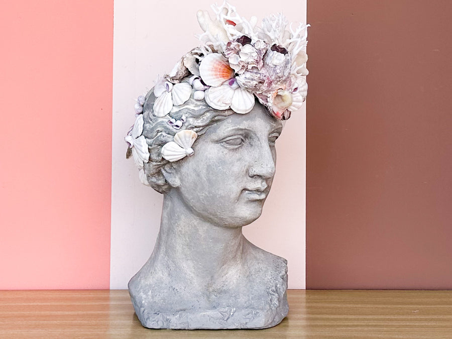 Large Shellegance Bust Cachepot