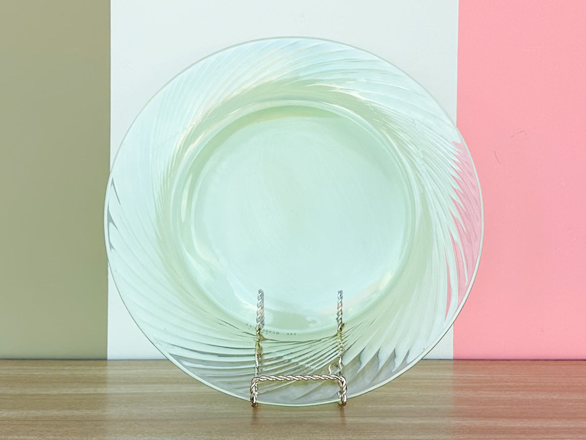 Set of Twelve Green Pyrex Dinner Plates