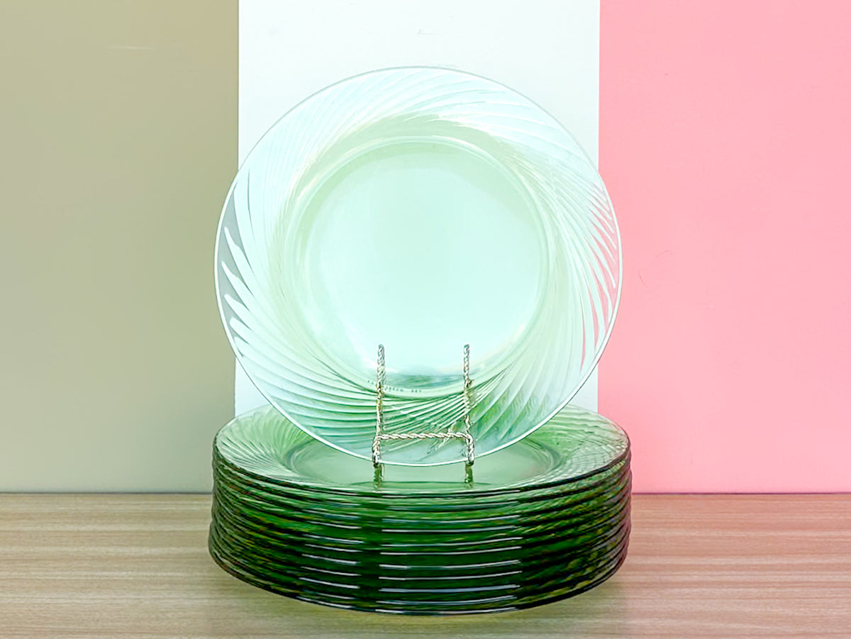 Set of Twelve Green Pyrex Dinner Plates