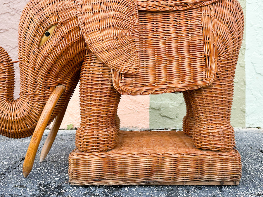 Natural Wicker Elephant Garden Seat