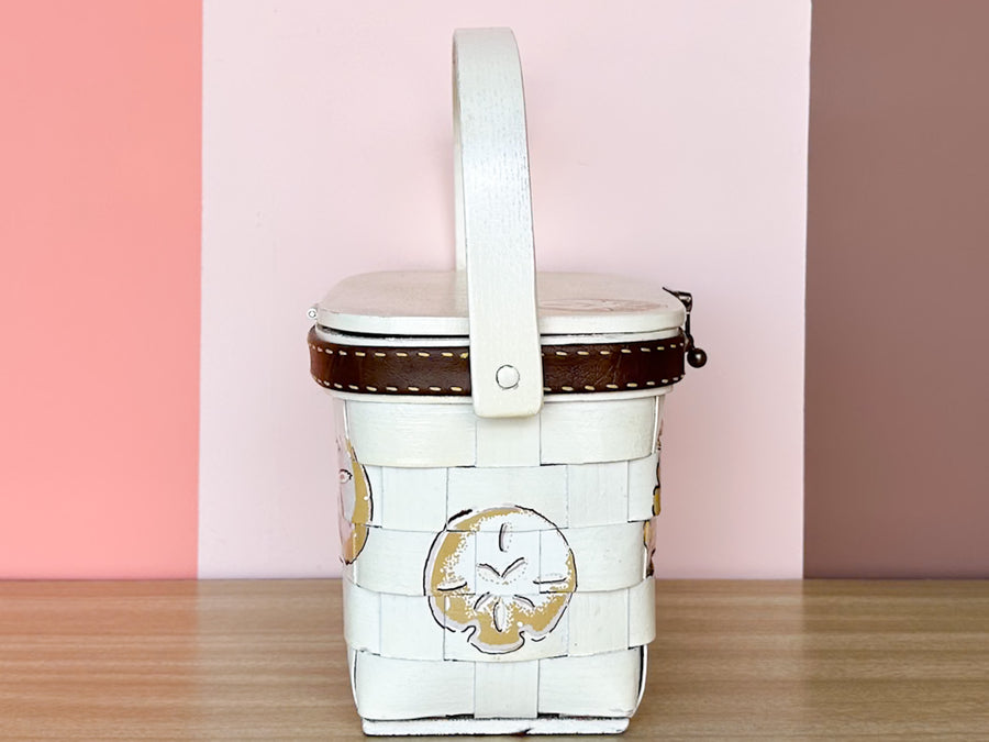 Caro Nan Seashell Basket Purse