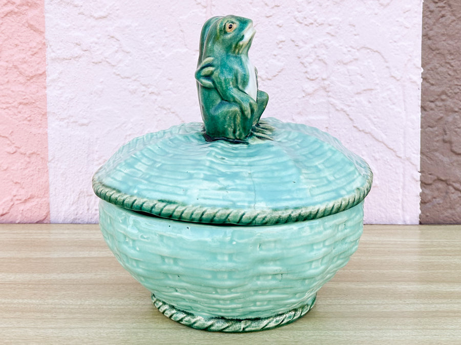 Two Frogs Ceramic Basket