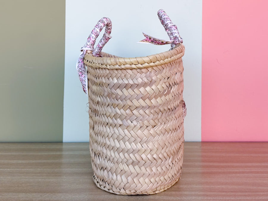 Kips Bay Show House Sarah Bray Tote with Shells