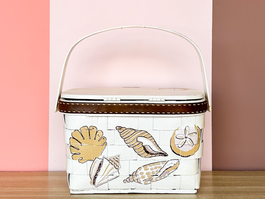 Caro Nan Seashell Basket Purse
