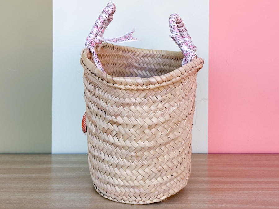 Kips Bay Show House Sarah Bray Tote with Shells