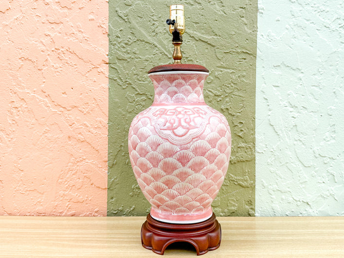 Pink Chic Shell Lamp