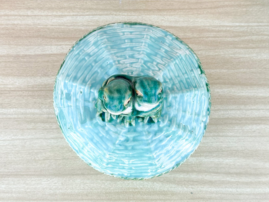 Two Frogs Ceramic Basket