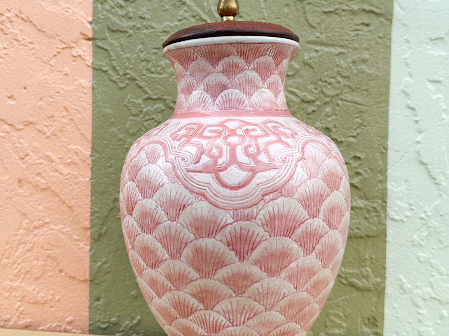 Pink Chic Shell Lamp