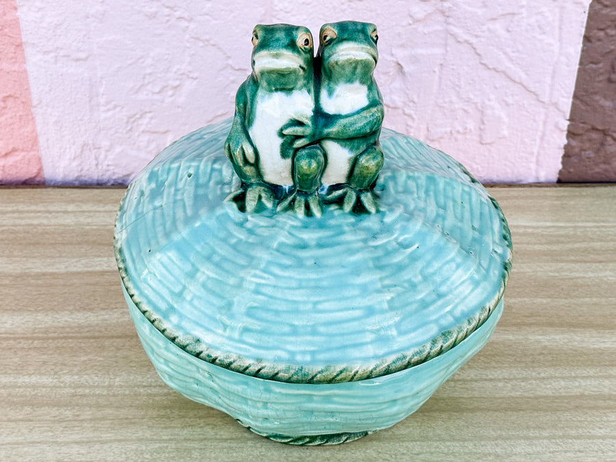Two Frogs Ceramic Basket