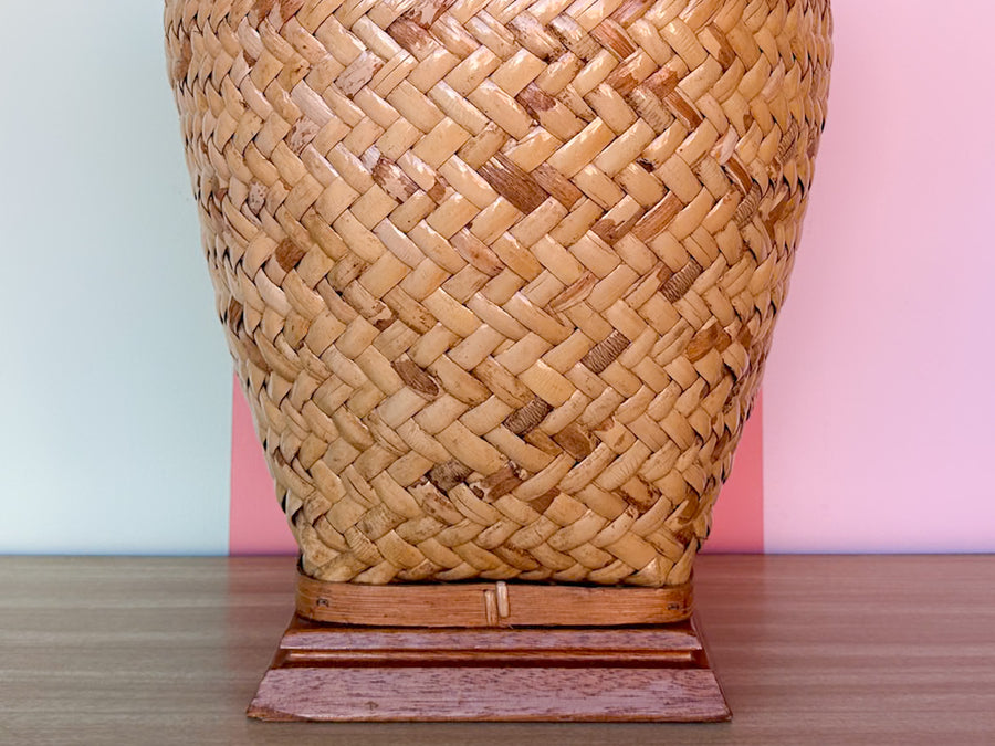 Large Island Style Lamp
