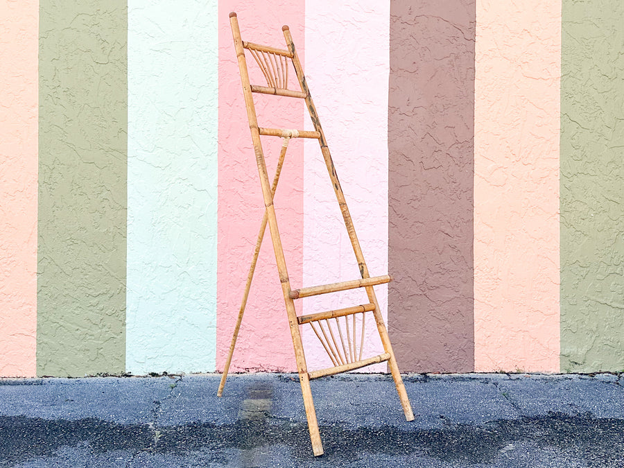 Rattan Easel