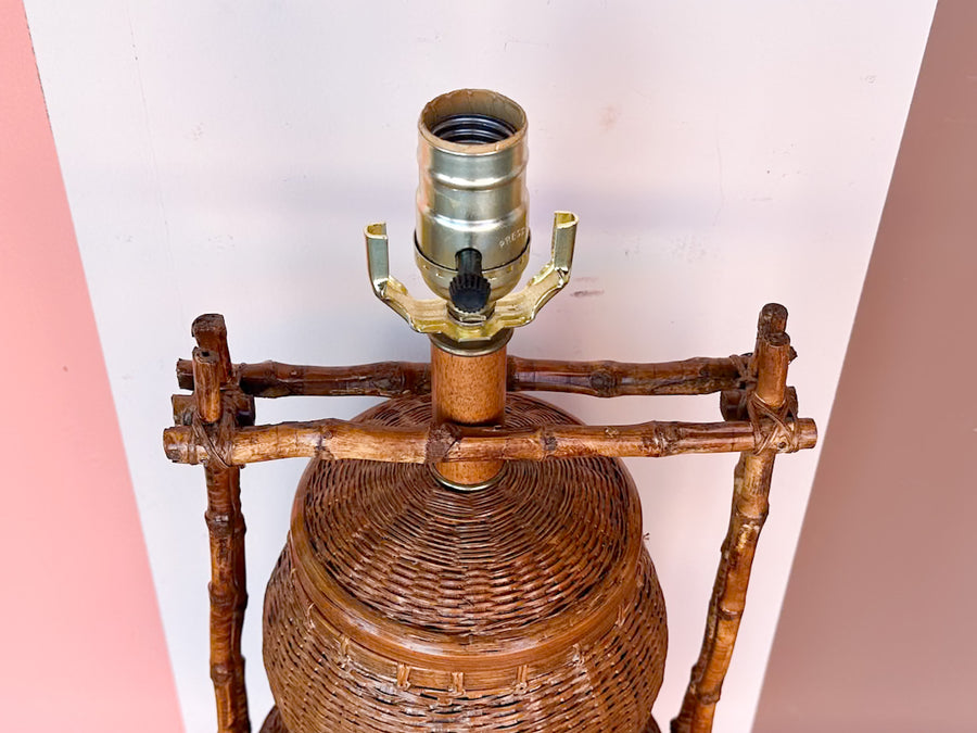 Island Style Rattan Lamp