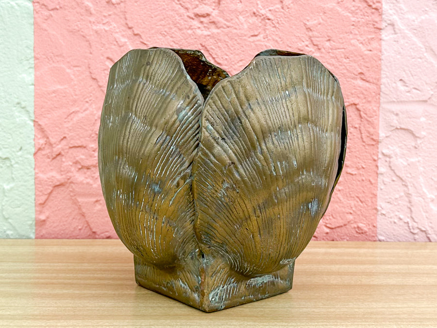 Kips Bay Brass Clam Shell Cachepot