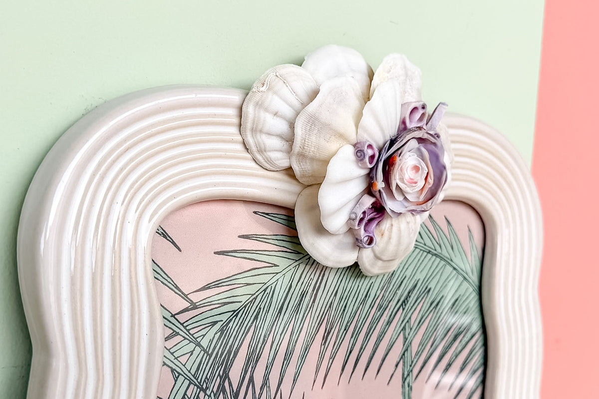 Shell Chic Ceramic Frame