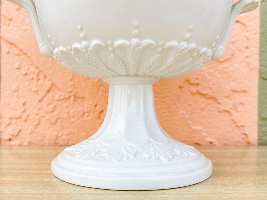 Coastal Classic Pineapple Urn