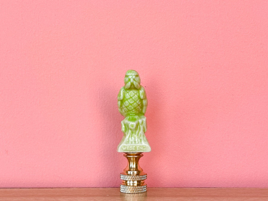 Wade Whimsies Finial — Green Parrot