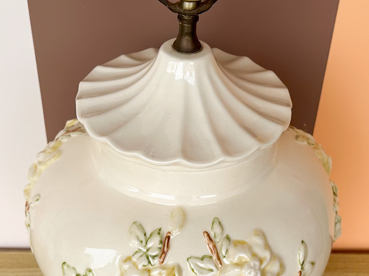 Pretty Pagoda Lamp