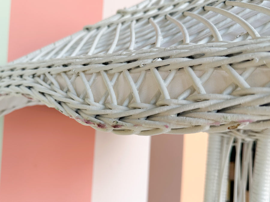Pagoda Style Wicker Floor Lamp