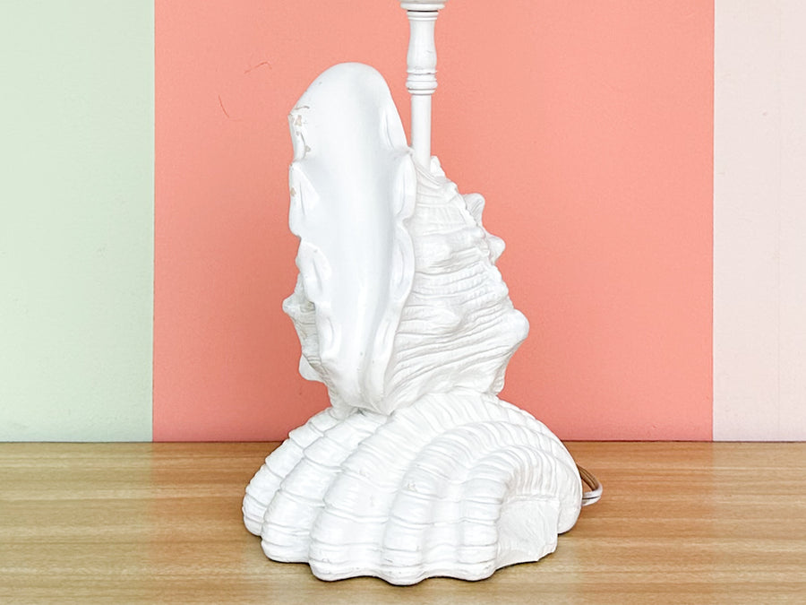 Sweet Conch Shell Lamp