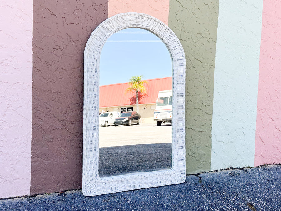 Sweet Wicker Arch Mirror