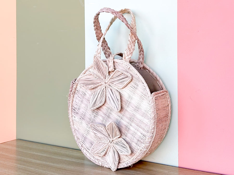 Kips Bay Show House Hand Woven Raffia Flower Purse