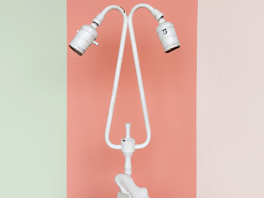 Sweet Conch Shell Lamp