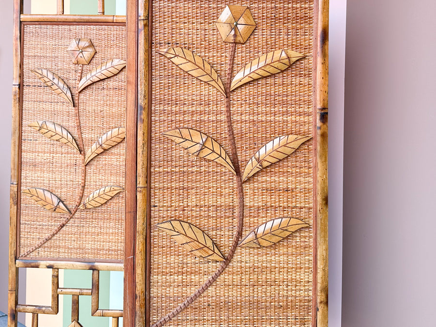 Tortoiseshell Rattan Flower Screen