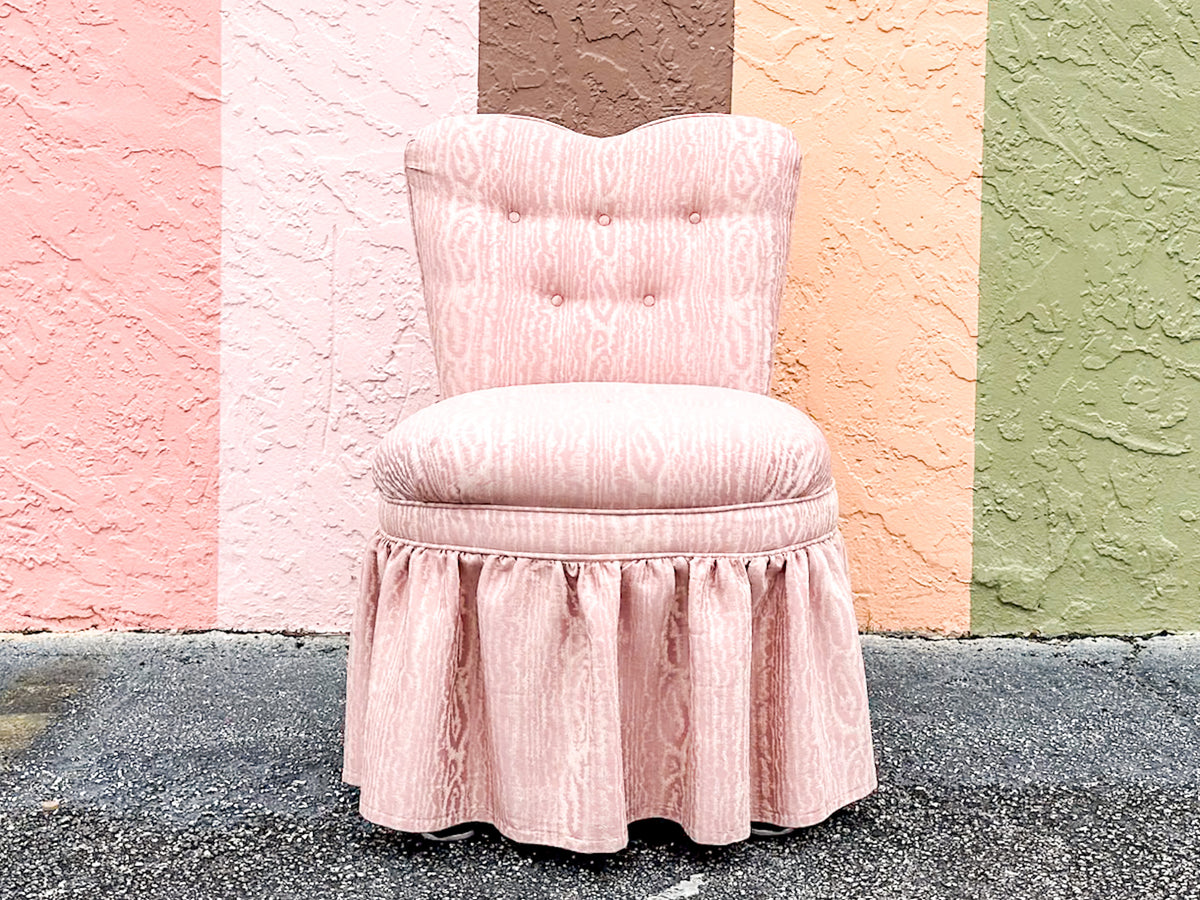 Pink Chic Upholstered Sweetheart Chair