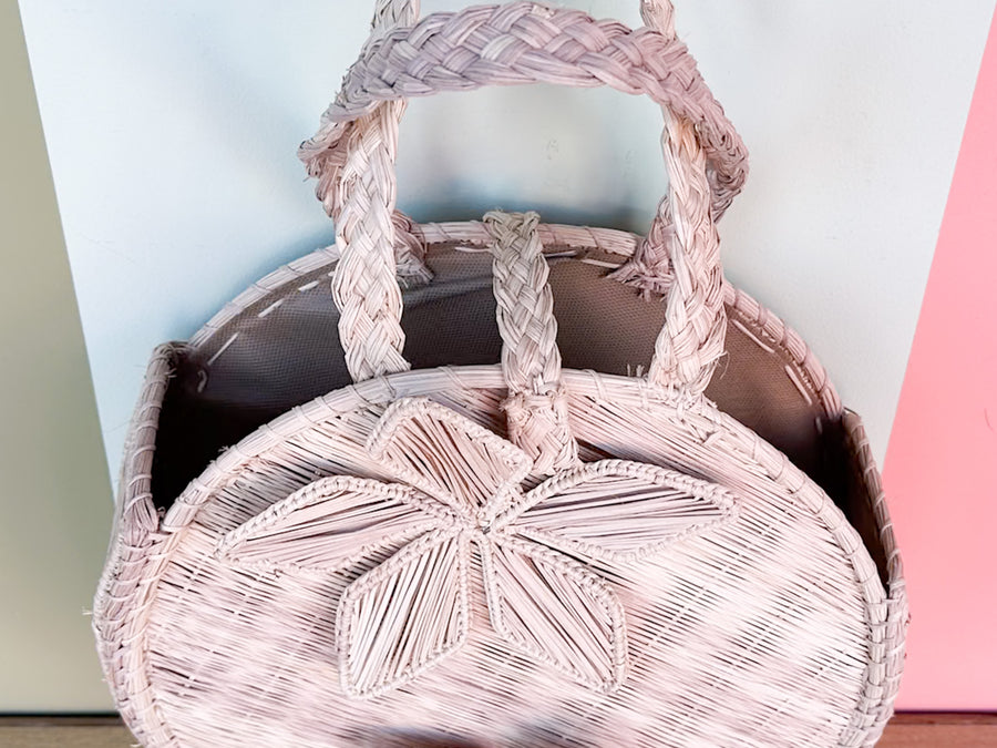 Kips Bay Show House Hand Woven Raffia Flower Purse